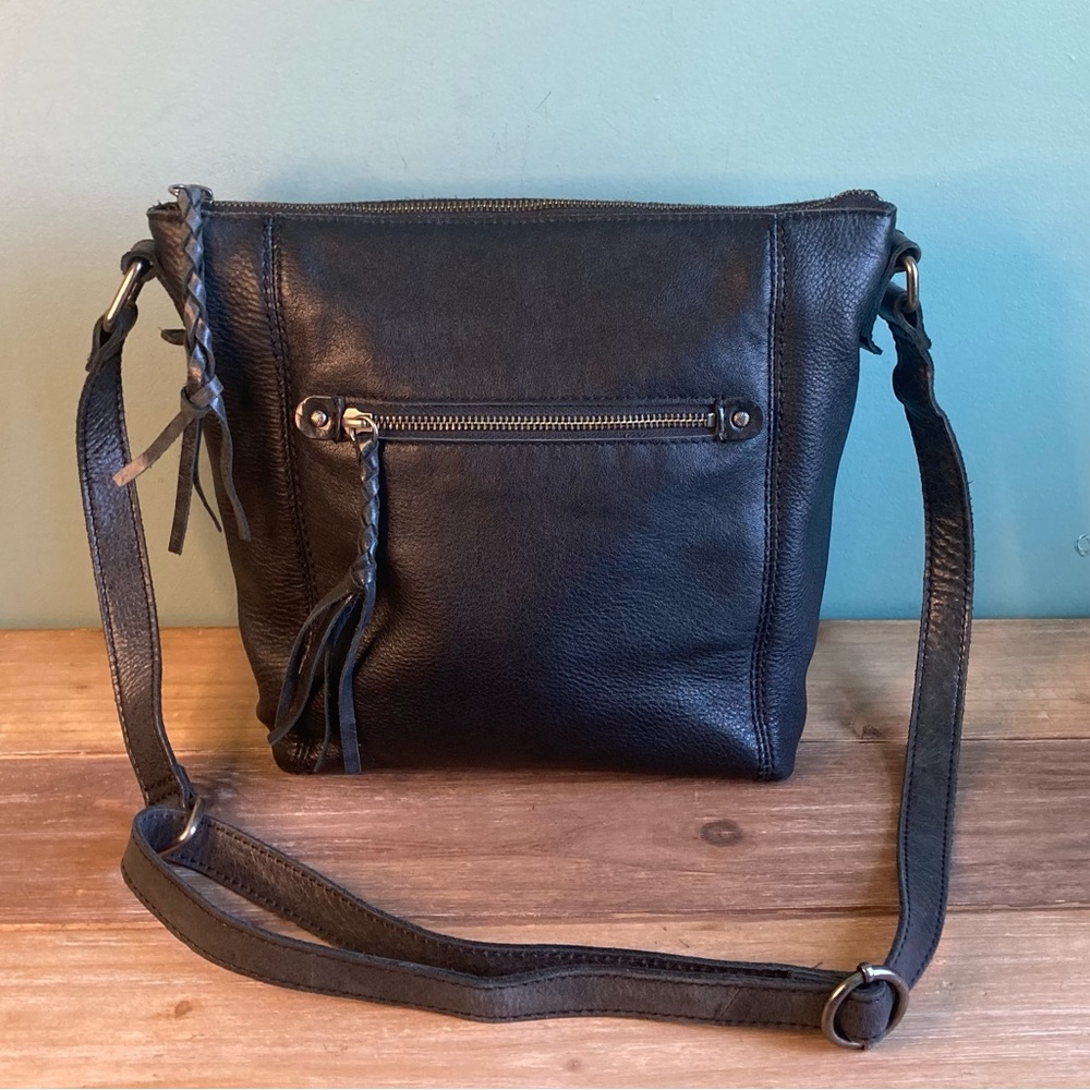 The Sak Ashland Crossbody Leather Bag